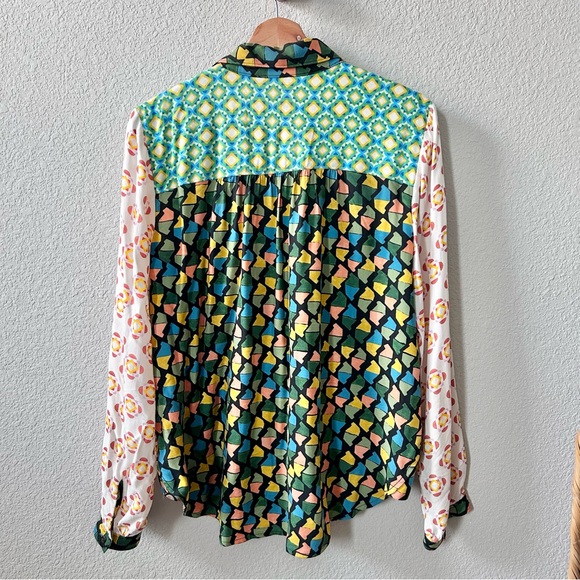 Maeve by Anthropologie The Paz Patchwork Buttondown Shirt Size Medium - Picture 4 of 6